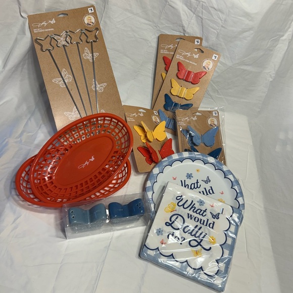 Dolly Parton | Kitchen | Dolly Parton Bundle All New | Poshmark